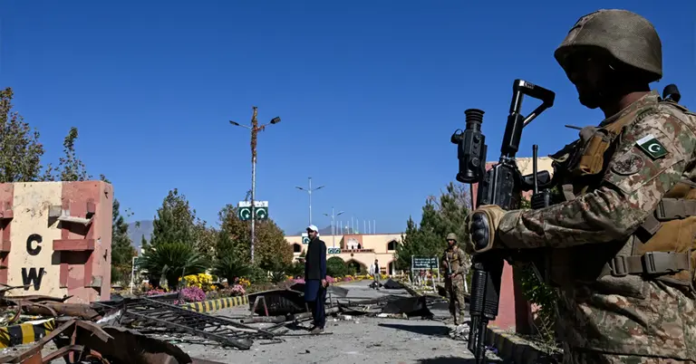 সংঘর্ষে জড়িয়েছে পাকিস্তান-আফগানিস্তান